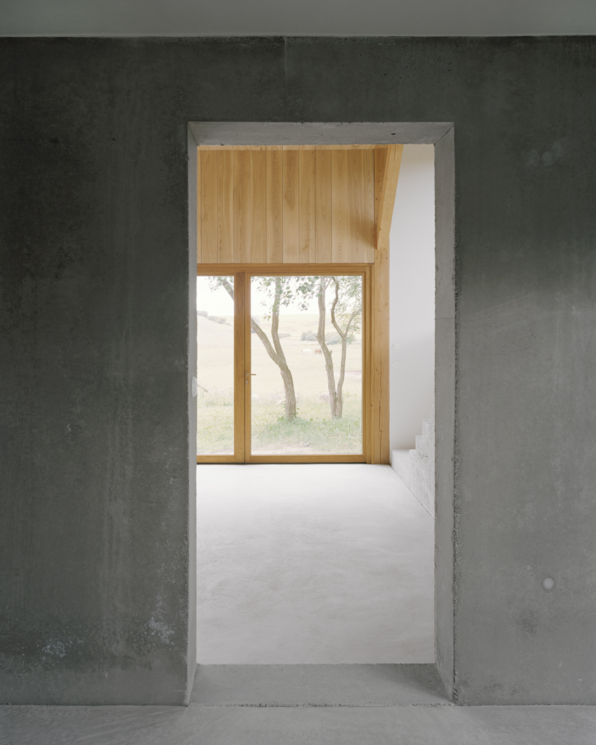 DURCHBLICK IV-©HANS CHRISTIAN SCHINK