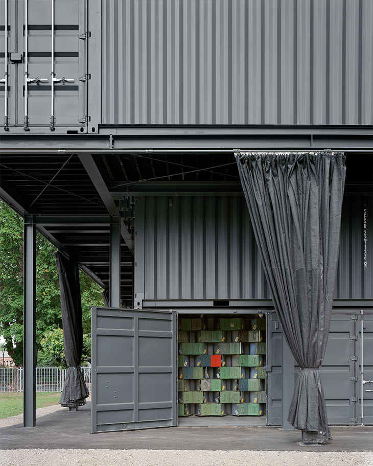 SCHLIESSFACHCONTAINER©HANS CHRISTIAN SCHINK